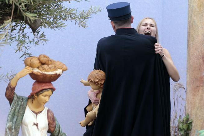 f6c8583271608feadad19424d0300e66