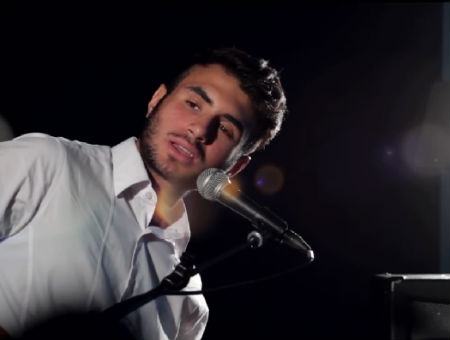 f7ad4e754328d5dd82c12965de2a01c6