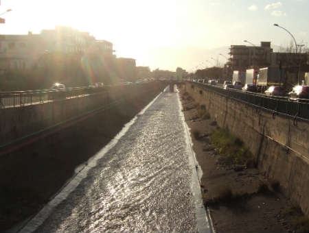 Emerge un cadavere dal torrente di Reggio Calabria 71 fb241b6b8b81a588c7f9ab9b80d3d3cf