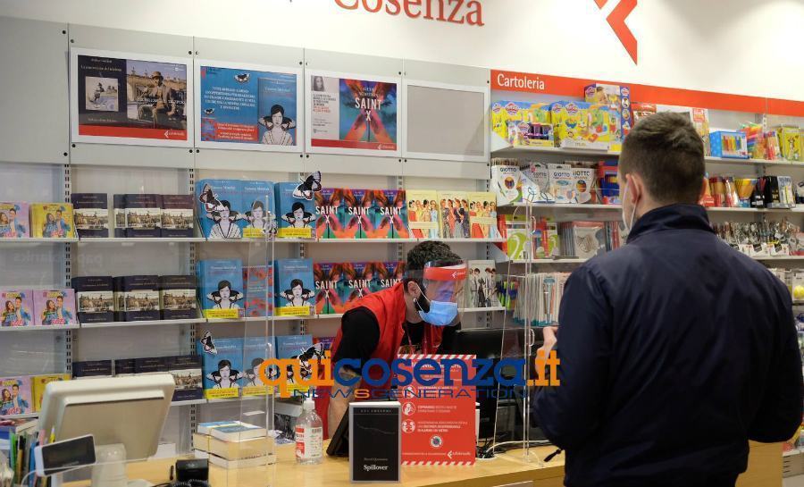 feltrinelli cosenza covid 19 02