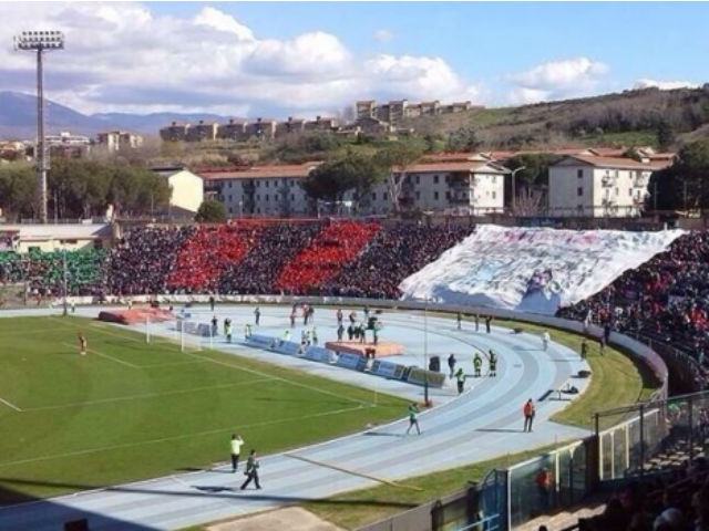 ff094ab9e7aaababcc4b062342ba6372