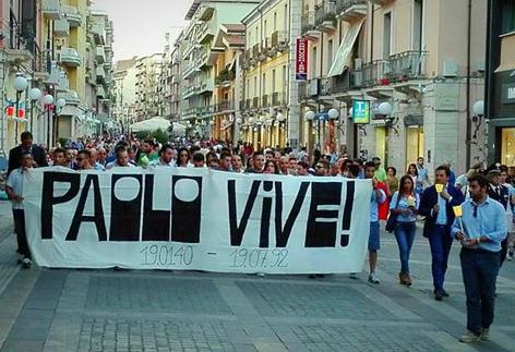 fiaccolata borsellino cosenza 04