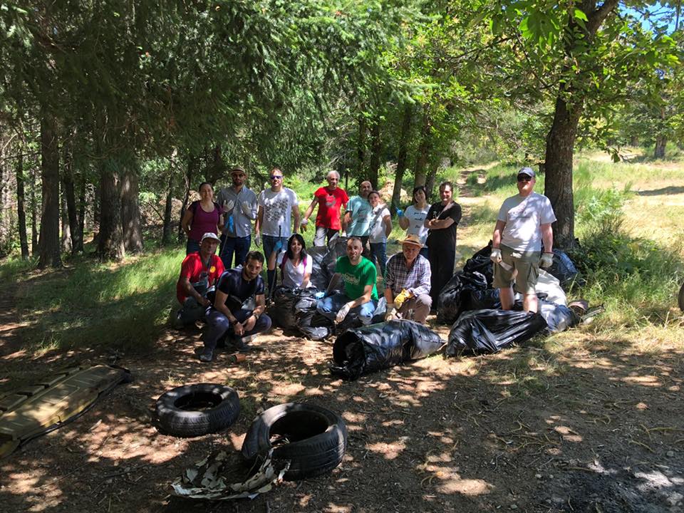 "PuliAMOconed’aria", l'inciviltà di pochi deturpa un bene comune insostituibile (FOTO e AUDIO) 53 foto 1 1 1