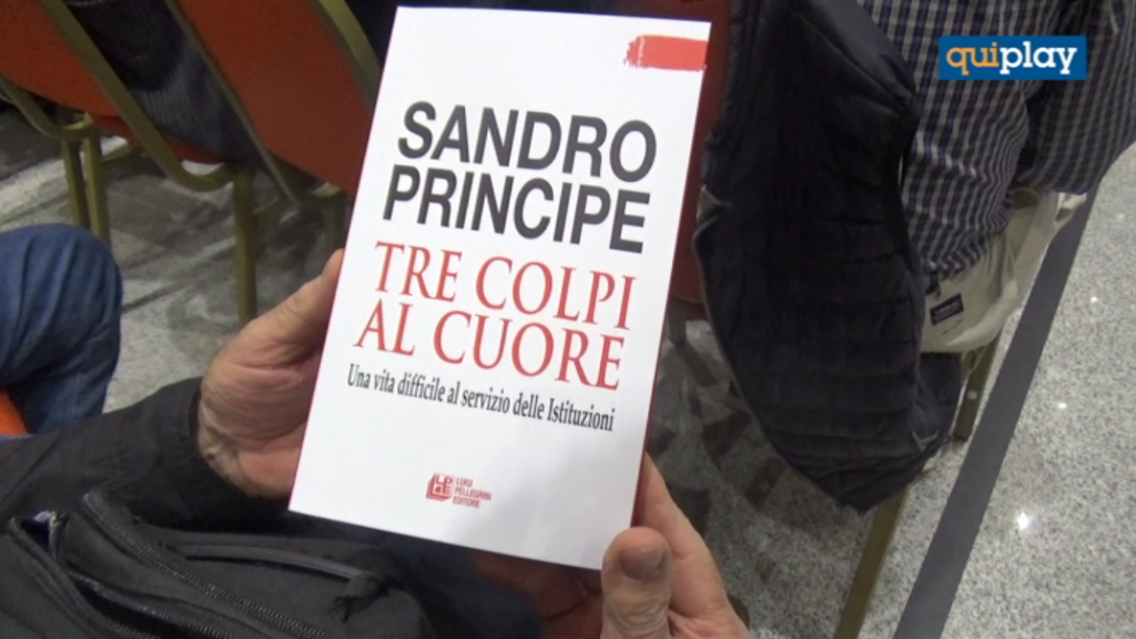 Tre Colpi al Cuore, presentato il libro autobiografico di Sandro Principe 1 foto libro