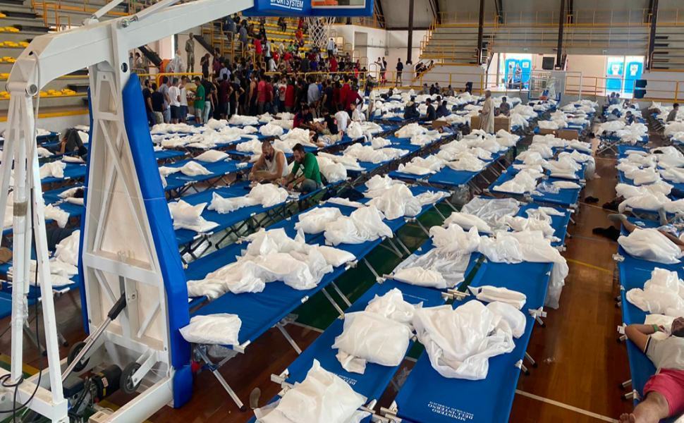 foto palazzetto catanzro migrni 4e086 1