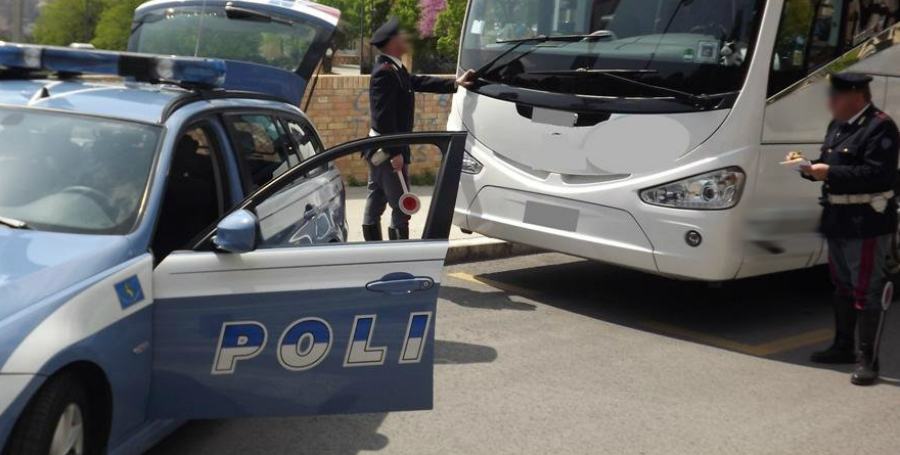 Autobus a noleggio per gite o tour turistici non in regola. Calabria tra le peggiori 57 foto pulmann