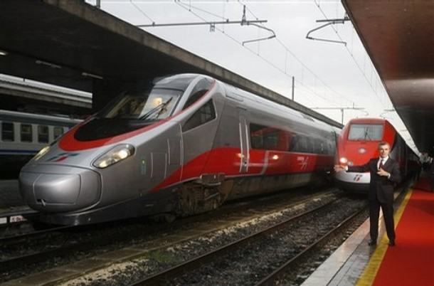 Anche Trenitalia pubblicizza il nuovo Frecciargento calabrese 194 frecciargento