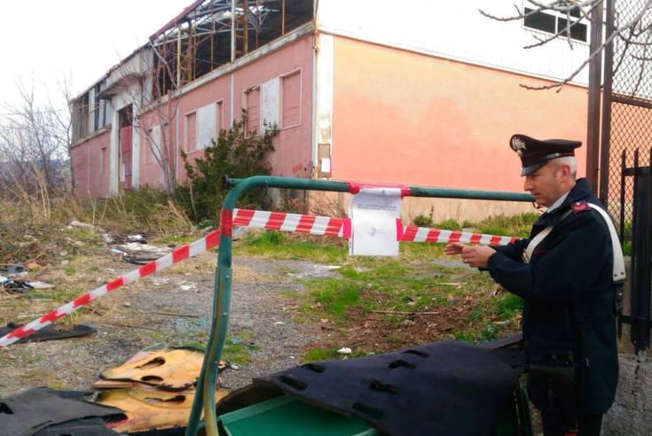 fuscaldo area capannone