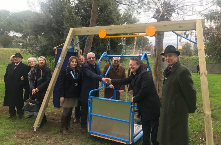 FOTONOTIZIA - Al Parco Robinson arriva una nuova altalena per bimbi disabili 53 gioco parco