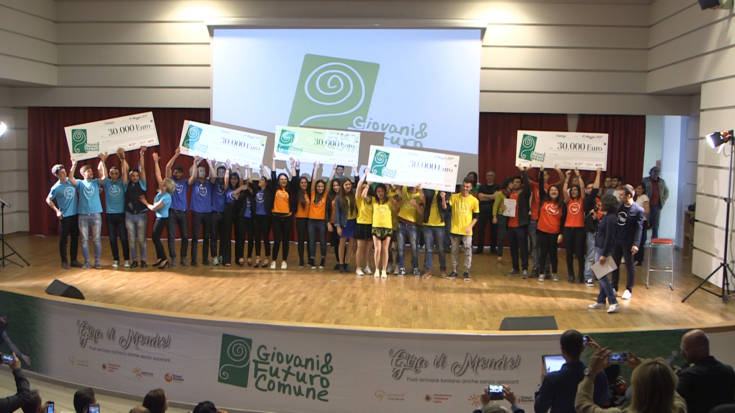giovani e futuro comune