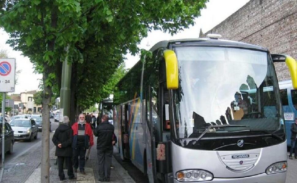 In Calabria riparte il turismo e anche le gite abusive "è uno scempio" 51 gite abusive 1