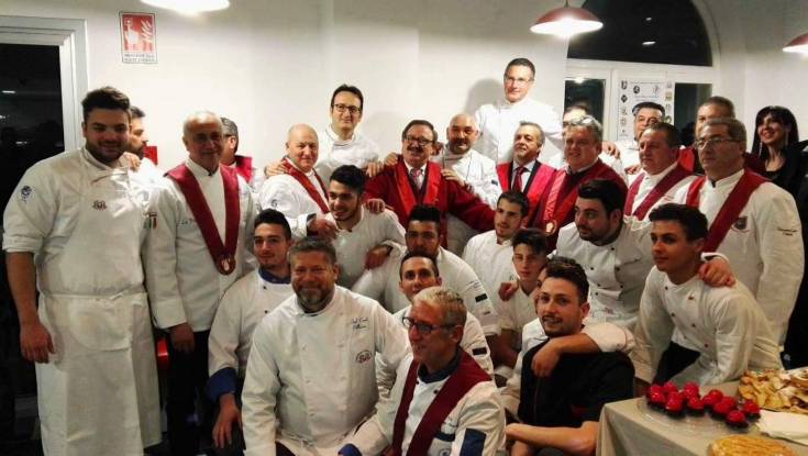 gli chef premiati con i colleghi cosentini