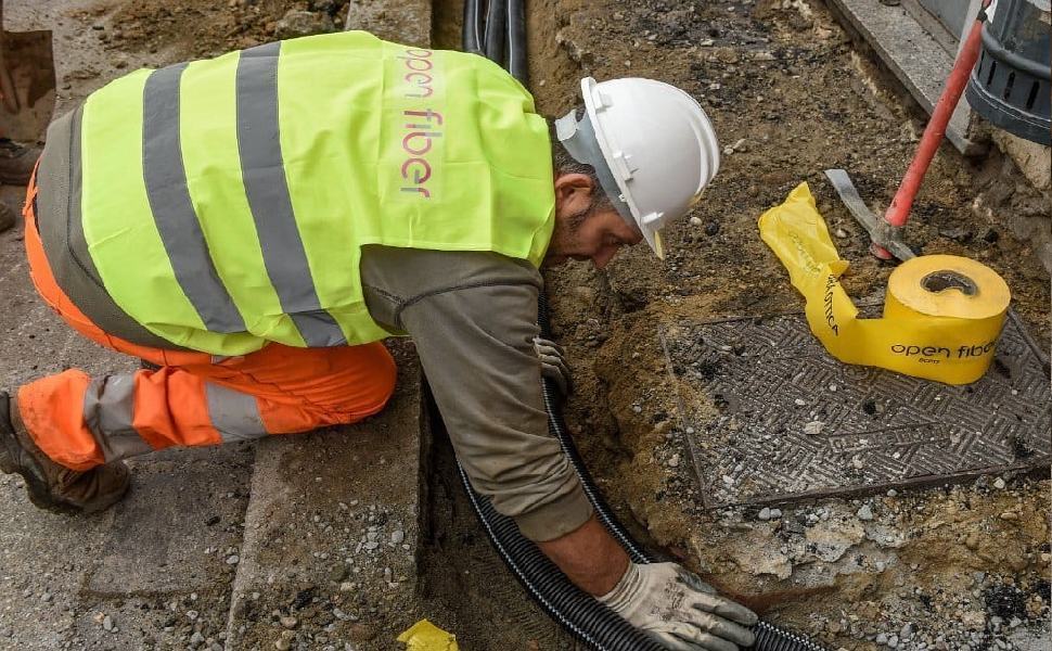 gli scavi di Open Fiber 1 1