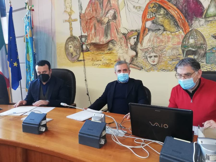 Carenza idrica a Cosenza, la Diga dell'Esaro è l'unica soluzione 54 granata e sorical 1