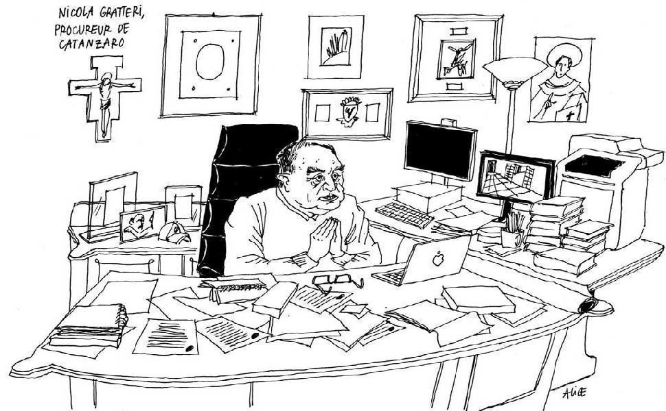 Charlie Hebdo intervista Gratteri "eroe nazionale contro le mafie" 51 gratteri charlie hebdo 567ed 1