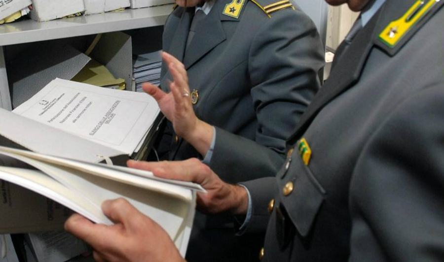 Percepisce la pensione della madre morta nel 2017, scatta il sequestro 51 guardia di finanza documenti 5