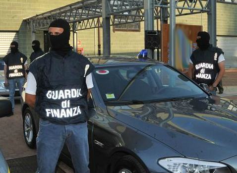 guardia finanza 11