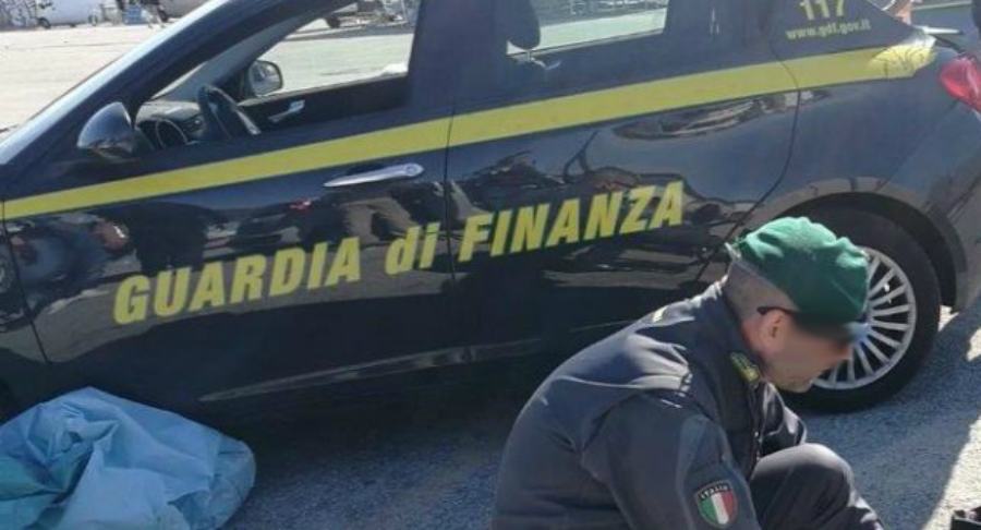 guardia finanza 14