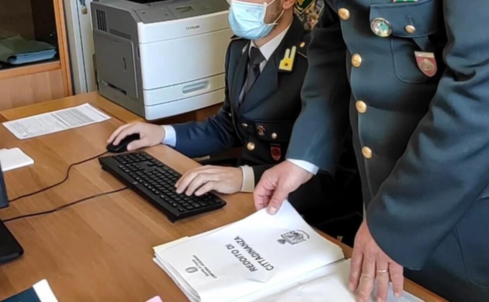 guardia finanza reddito cittadinanza