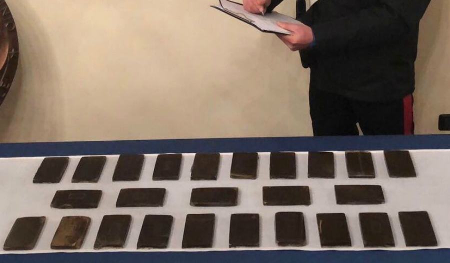 hashish 25 panetti cosenza