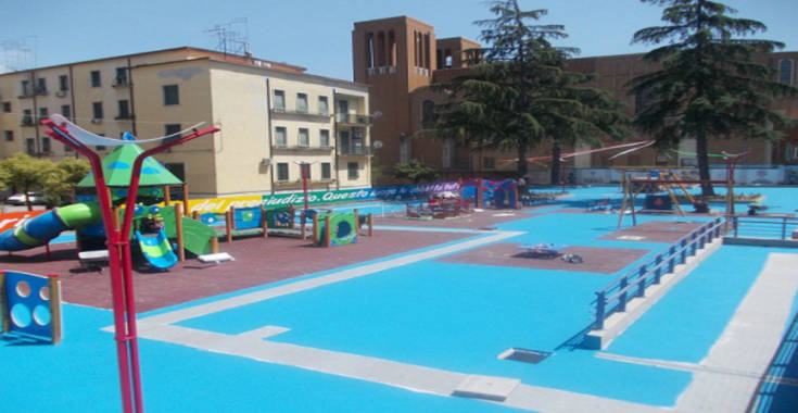 Vandalismo al parco giochi Piero Romeo, il sindaco di Cosenza chiede 'civiltà' 51 il-parco-Piero-Romeo