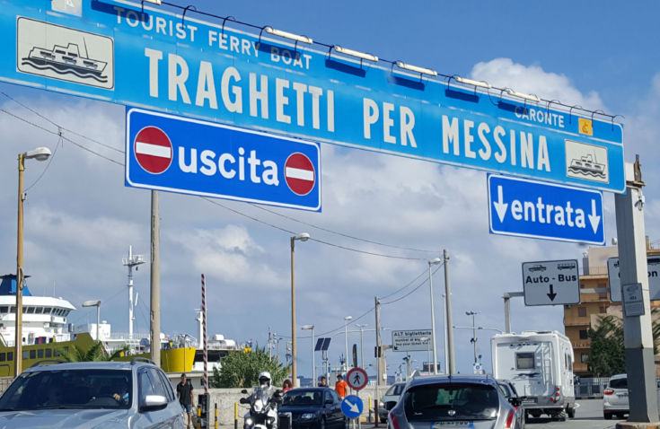 Studentessa appena sbarcata viene molestata, arrestato dalla Polfer 51 imbarcaderi stretto messina villa san giovanni