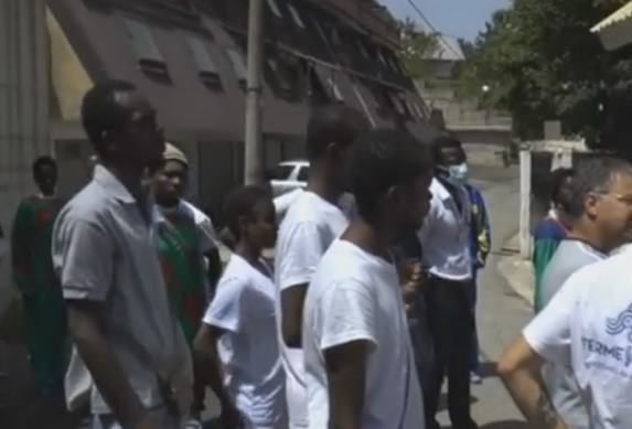 immigrati camigliatello