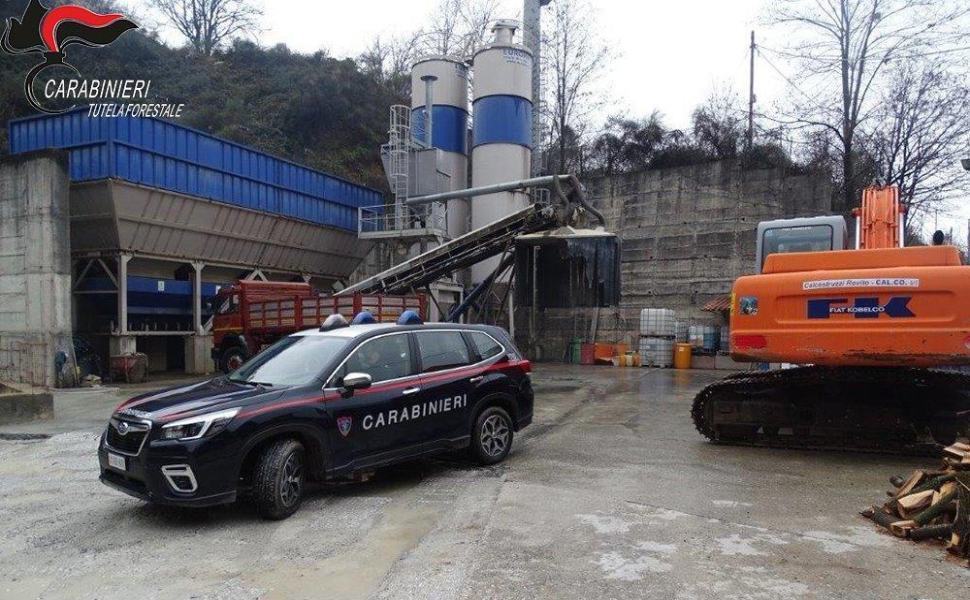 Casali del Manco, sotto sequestro impianto di calcestruzzo: denunciato titolare 51 impiantosequestro 1