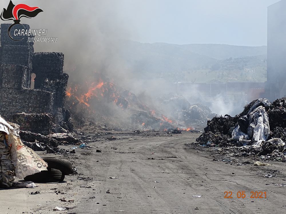 incendio calabria maceri 3