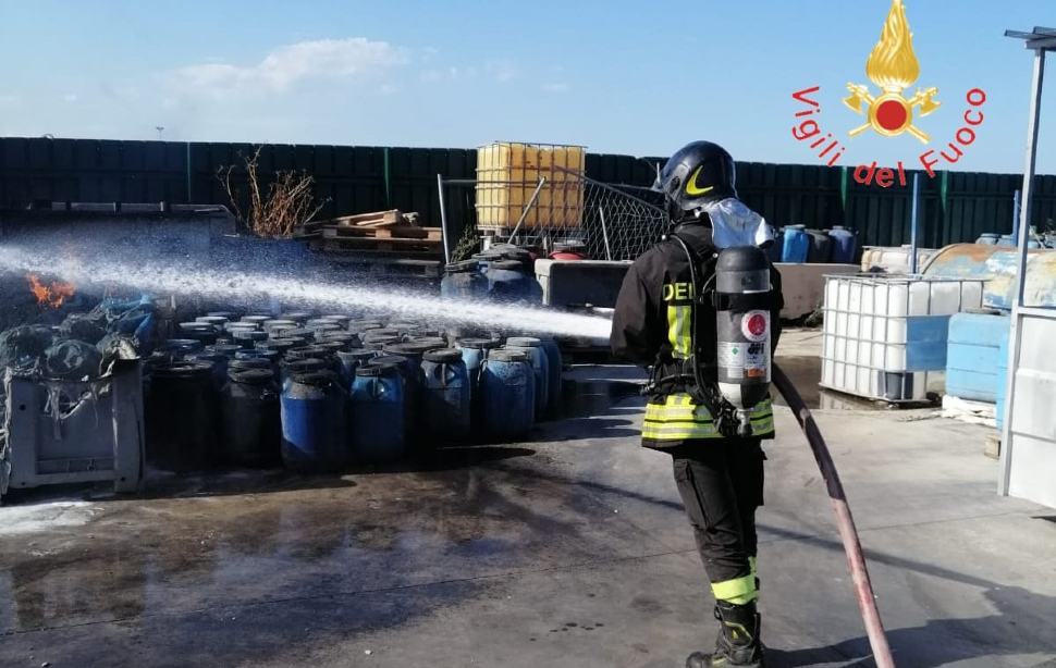 incendio discarica 1