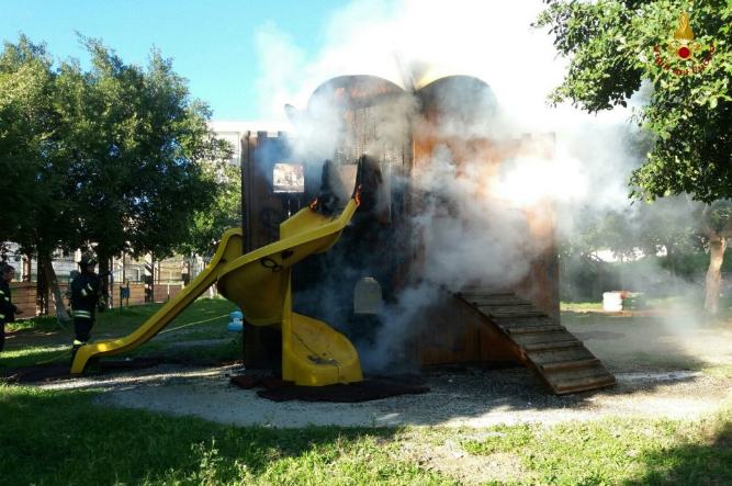 incendio parco Baden Powell