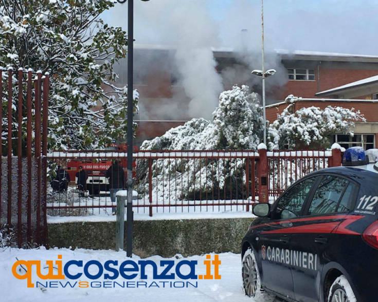 incendio scuola commenda 01