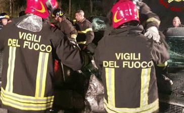incidente cutro vigili fuoco