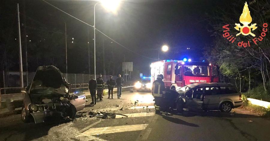 incidente frontale catanzaro
