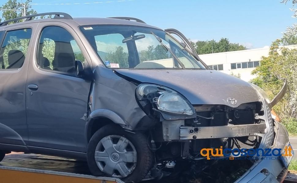 Incidente nell'area industriale di Rende, due feriti 51 incidente rende via u nobile