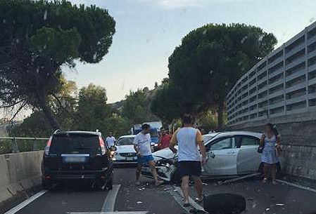 incidente roseto capo spulico 02092015 01