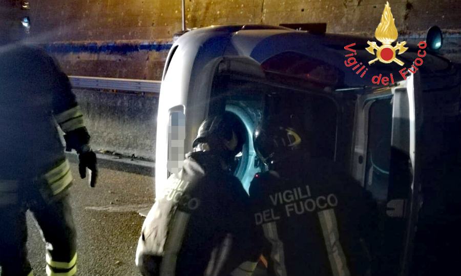 incidente vigili del fuoco 01