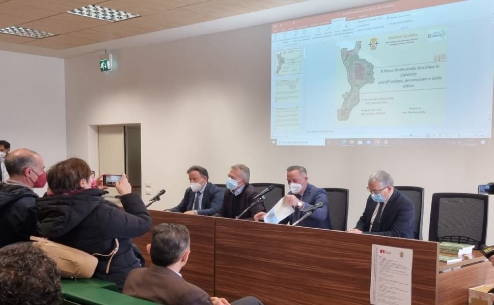Piano antincendio boschivo 2022, lavorare in anticipo per tutelare il territorio 51 incontro regione piano anticendio 2022