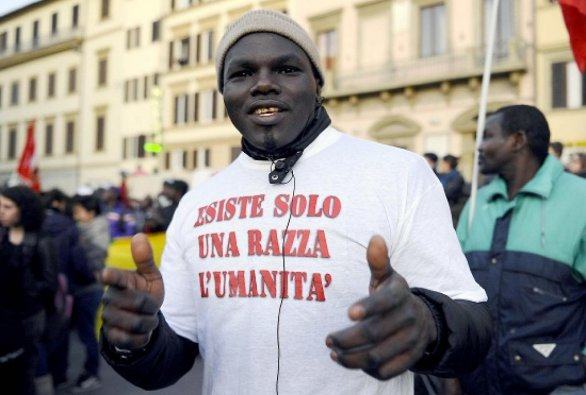 infophoto 20120321 111747287 low p00010533092