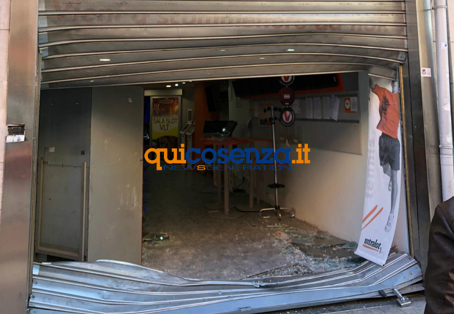 intralot corso italia cosenza