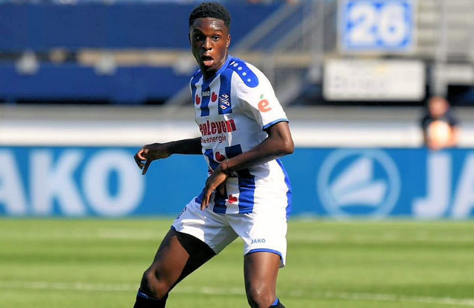 Cosenza, ecco il centrocampista Rodney Kongolo. Ufficiale l'arrivo dall'Heerenveen 66 kongolo