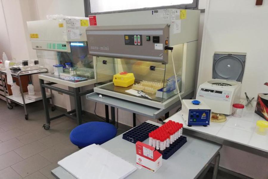 Rende, esiti in ritardo su 300 tamponi 68 laboratorio test covid tamponi 1