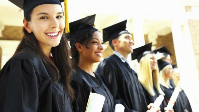 La Regione sostiene i giovani laureati calabresi: in arrivo finanziamenti per Master 53 laureati