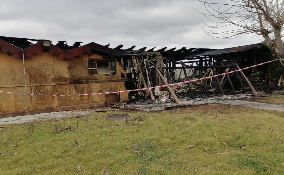 lido blu ice santa maria cedro incendio 1