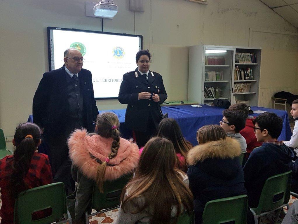Ambiente, giovani "a scuola" con carabinieri Forestali e Lions 53 lions e cc a scuola