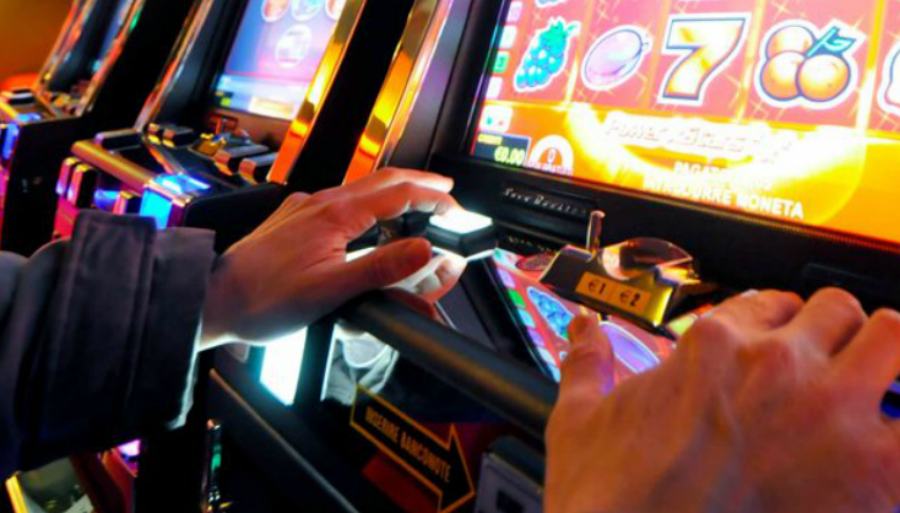 ludopatia slot machine gioco azzardo