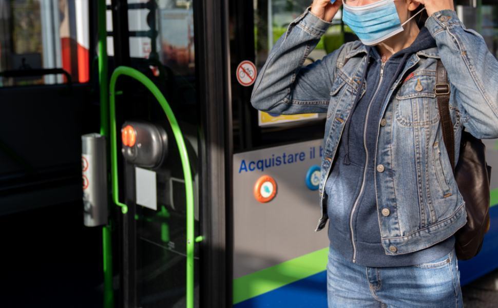 mascherina mezzi pubblici bus