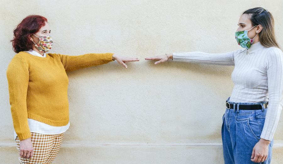 mascherine e distanziamento
