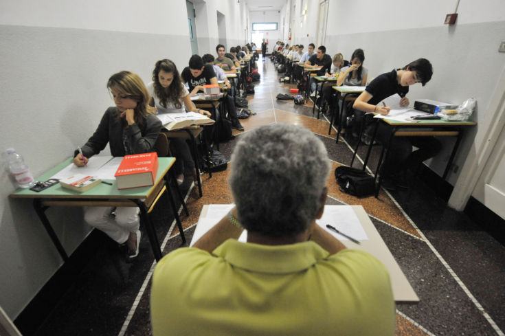Esami di Stato, clima rilassato. Gli studenti del Pitagora: "Non abbiamo copiato" 51 esami di stato 2016