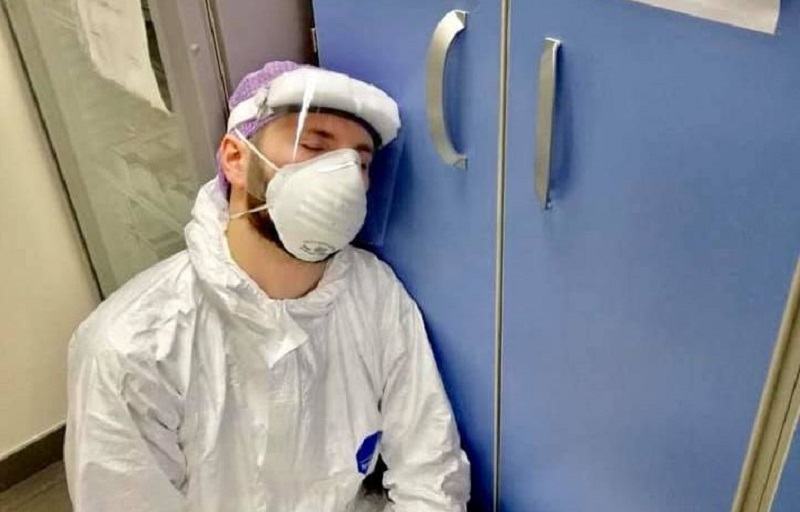 medico stremato coronavirus 1